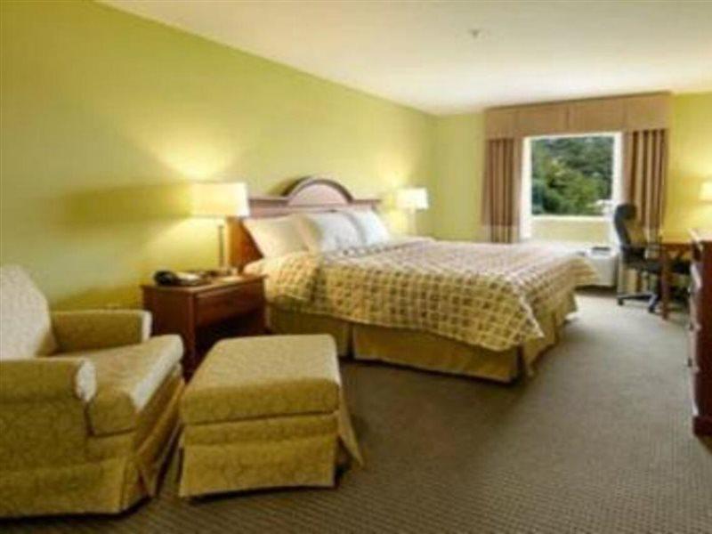 Days Inn & Suites By Wyndham Swainsboro Zewnętrze zdjęcie